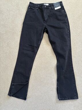Women’s Black Straight-Leg Jeans curve love